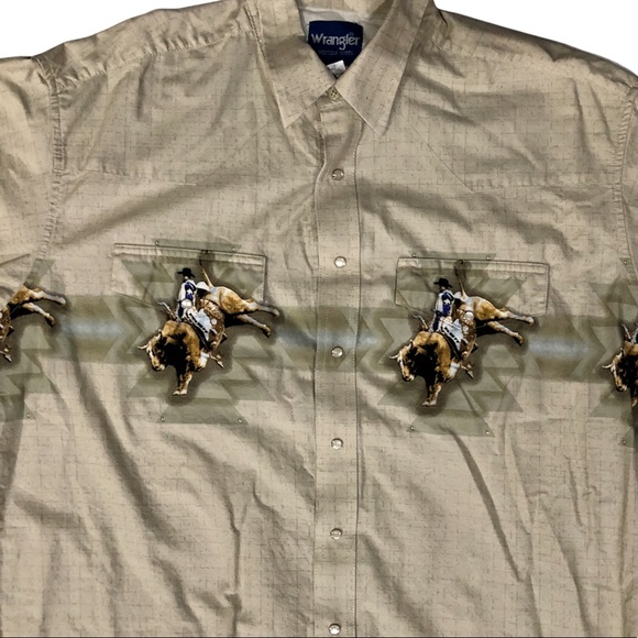Vintage Wrangler Pearl Snap Shirt Aztec Bull Rider Size XL Short Sleeve Tan - Picture 2 of 5
